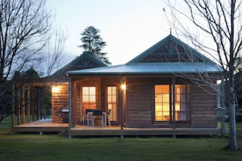 Beechworth Cedar Cottages - Events Australia 0