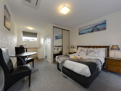 Frankston Motel - Events Australia 4