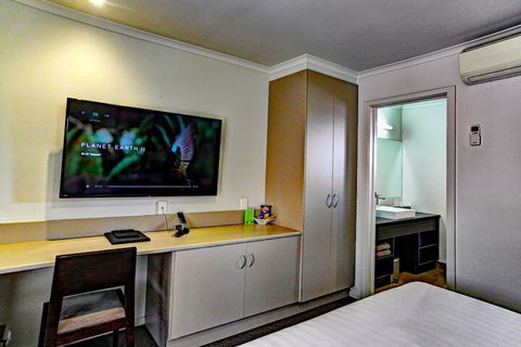Elm Tree Motel - Accommodation Europe 7
