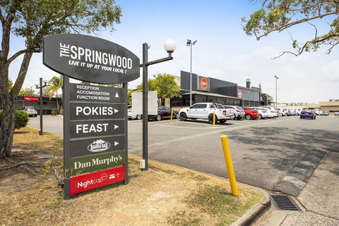 Nightcap At Springwood Hotel - Events Australia 5