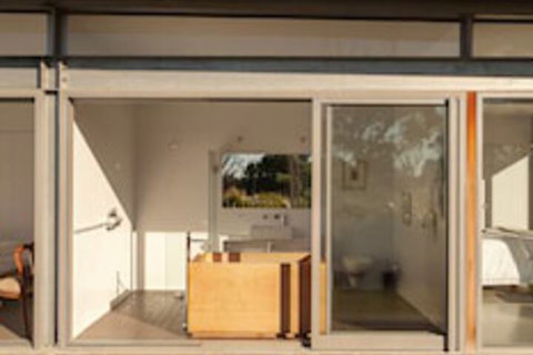 Avalon Coastal Retreat - Events Australia 1