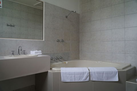 Melaleuca Lodge - Events Australia 4