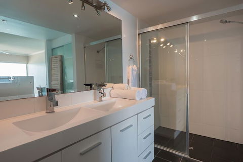 Pacific Plaza Apartments - Events Australia 6