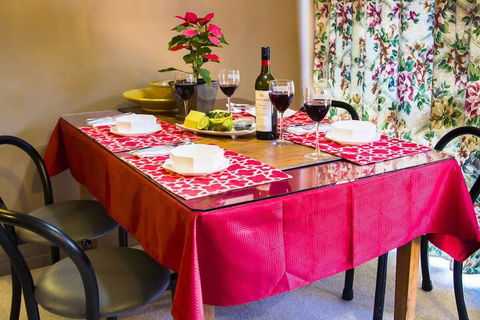 Crimson Villa - Events Australia 4