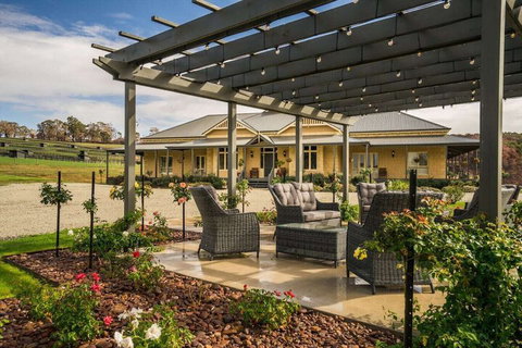 Tallawarra B & B - Events Australia 1