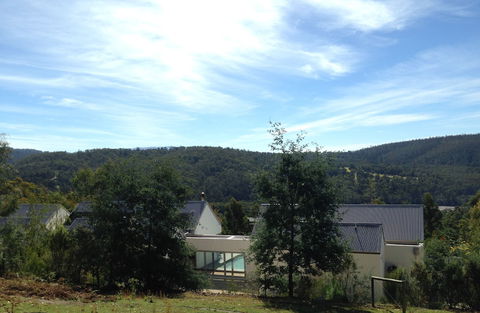 Arjuna Ridge Bed & Breakfast - Accommodation Europe 1
