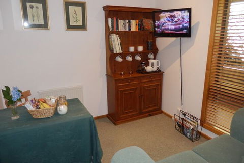 Mast Gully Gardens Bed & Breakfast - Events Australia 3