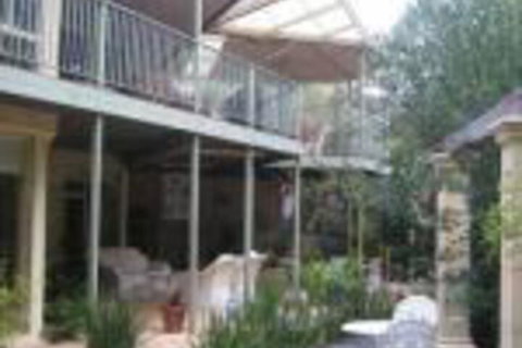 The Gallery Bed & Breakfast - Events Australia 0