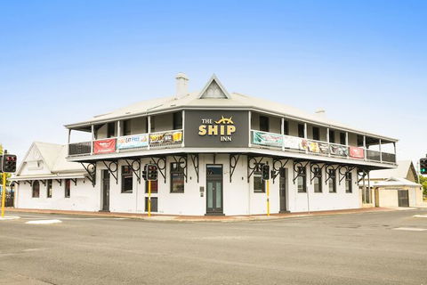 Nightcap At The Ship Inn - Events Australia 3