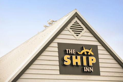 Nightcap At The Ship Inn - Events Australia 5