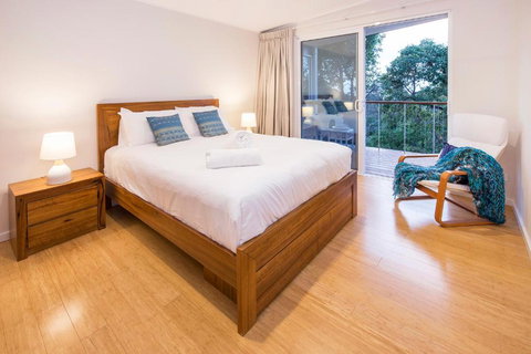 Beach Haven - Tourism Bookings 1