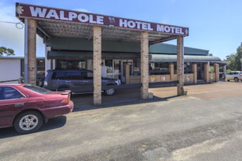 Walpole Hotel Motel - Events Australia 0