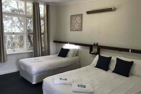 Walpole Hotel Motel - Events Australia 1