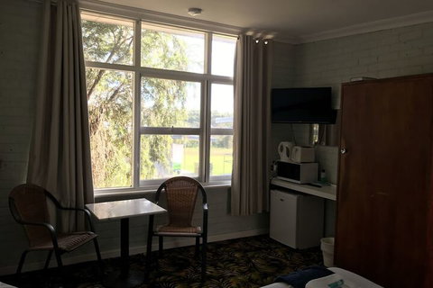 Walpole Hotel Motel - Events Australia 7