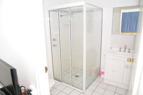 Breakers 2 13 East Street - Events Australia 3