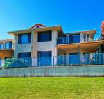 Dolphins 2 7 Commodore Crescent - Events Australia