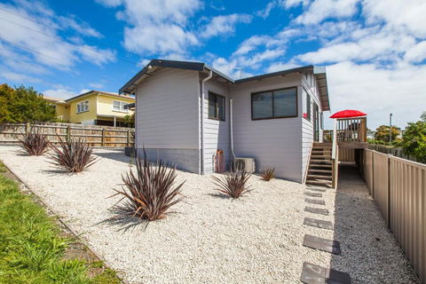 Bircoo Cottage Beach & Golf Getaway - Events Australia 6