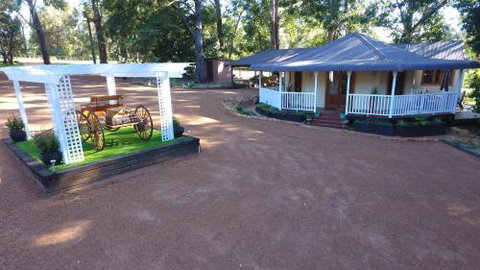 Quiet Escapes Cottages - Events Australia 5