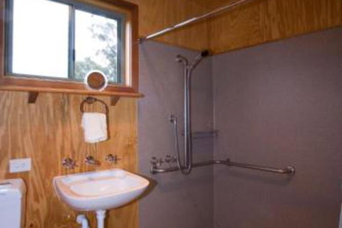 Brodribb River Rainforest Cabins Cabin 1 - Events Australia 5