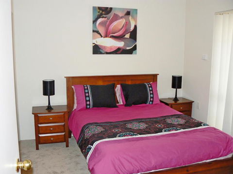 Geraldton Luxury Retreat 2 With Free Netflix - Events Australia 4
