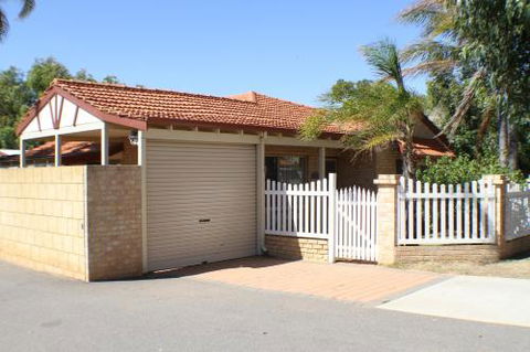 Geraldton Luxury Retreat 2 With Free Netflix - Events Australia 5