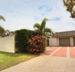 6 Petrie Ave Marcoola Pet Friendly Linen supplied - Events Australia