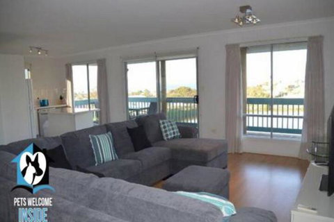 Beautiful Sea & Lake - Events Australia 6