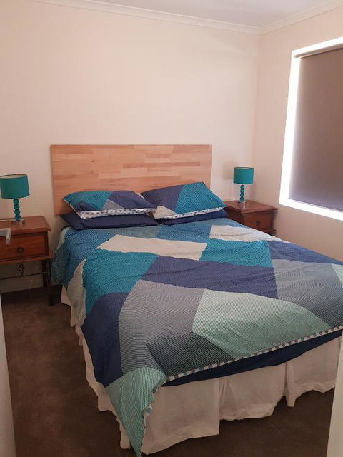 Towncrackers Guest House - Events Australia 1