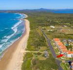 The Sands 7 great views across the ocean - Tourism Bookings