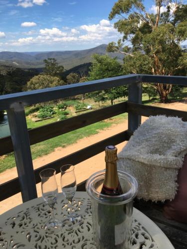 Springmead Rustic Cabin - Events Australia 4