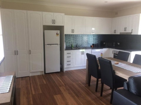 Costa Park Cottage Dio Armidale - Events Australia 6