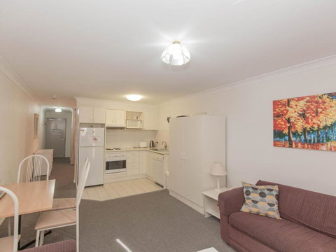 Horizons 213 / 10 Kosciuszko Road - Events Australia 2