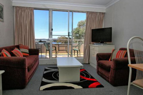 Horizons 213 / 10 Kosciuszko Road - Events Australia 0