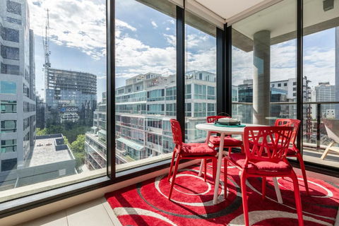 LIGHT AIRY SPACIOUS QUEENS ROAD APARTMENT - Events Australia 2