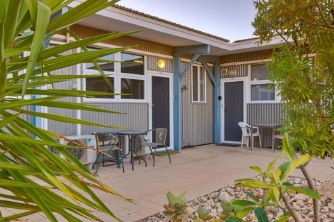 Getaway Villas Unit 38 5 1 Bedroom Self Contained Accommodation - Accommodation Europe 5