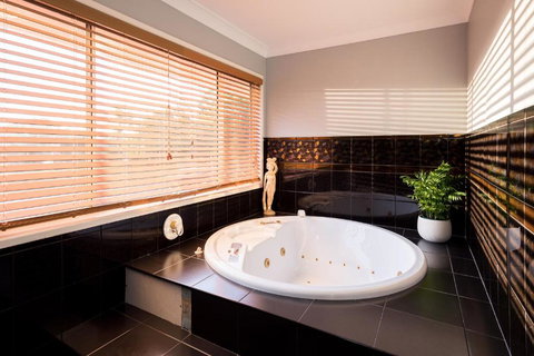 Land Of Lost Treasure - Events Australia 1