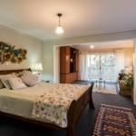 Land Of Lost Treasure - Events Australia 0