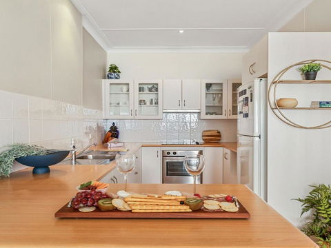 Ocean Blue Apartment Two Oceanfront Apartment - Events Australia 1