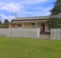 Station Masters Cottage classic quaint  nostalgia - Tourism Bookings
