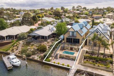 The Loft Waterfront With Private Pool - Events Australia 0