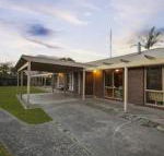 Dolf Inn pet friendly  close to town - Events Australia