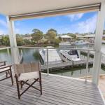 Beach 2 Waterfront Villa & Beach - Events Australia 0