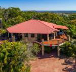 2 / 80 Cooloola Drive Comfortable  cosy unit enjoying ocean views  views to Fraser Island - Accommodation Europe