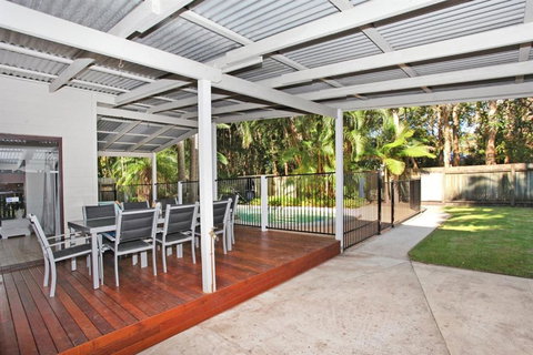 FABULOUS HOLIDAY HIDEAWAY COOLUM BEACH - Events Australia 4