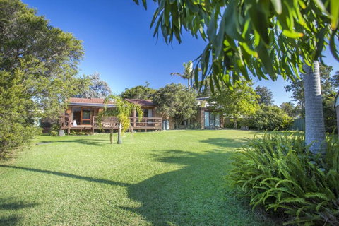 Family Paradise - Events Australia 5