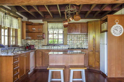 Stone Cottage - Events Australia 2