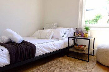 White House - Accommodation Europe 2