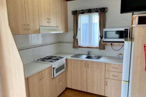 Tatura Cabin & Caravan Park - Events Australia 3