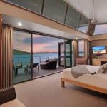 Yacht Club Villa 33 Serenity 4 Bedroom 4 Bathroom House Ocean Views 2 Buggies - Accommodation Europe 0