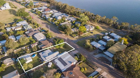 Windsong Pet Friendly Wifi & Close To Water - Events Australia 3